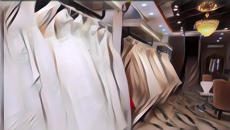 Gara-Gara Bau Badan Wanita Ini Terpaksa Beli Baju Pengantin yang&nbsp;Dicobanya